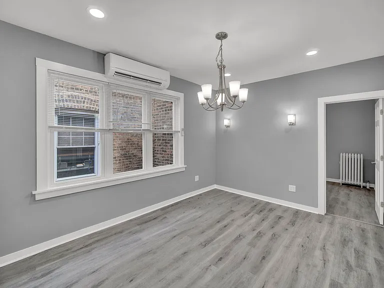 3234 W Waveland Ave #2 — Photo 9