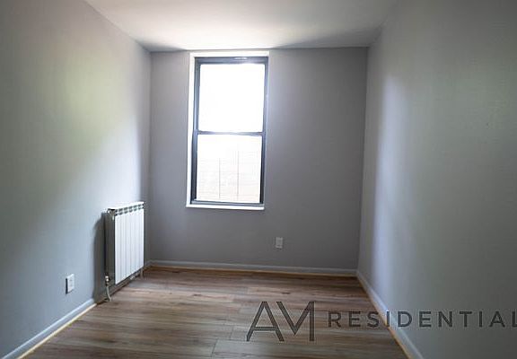4th image of 437 61st St #1