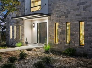 301 N Angel Light Dr, Spicewood, TX 78669