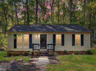 915 Eastover Pkwy, Locust Grove, VA 22508