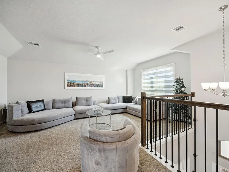 21030 Albany Landing Ln — Photo 17