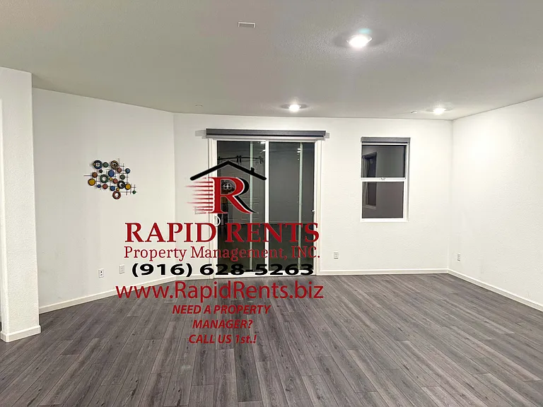 1940 Shady Forest Way — Photo 12