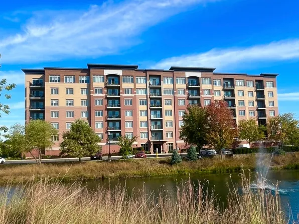 1199 E Port Clinton Rd Unit 304, Vernon Hills, IL 60061