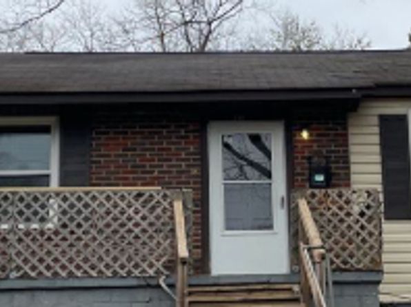 231 W Lemly St