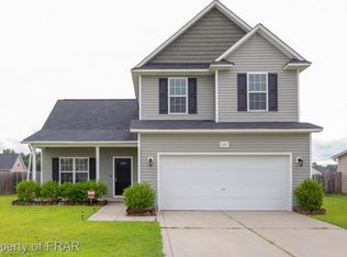 607 Broad Dr, Raeford, NC 28376