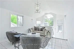 3 bed, $2,700 — Photo 4