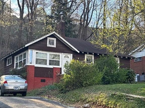 2nd image of 3024 Westside Dr