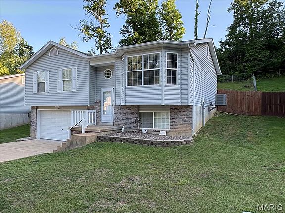 3rd image of 4499 Prospect Dr