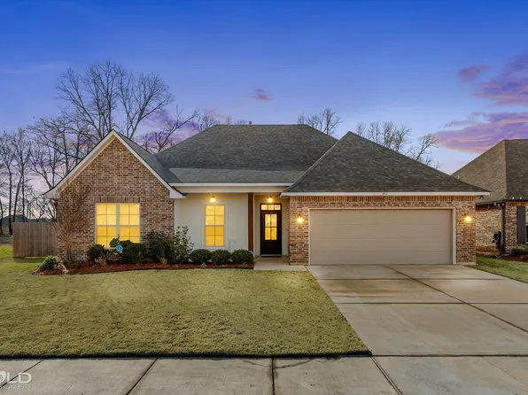 461 Mangrove Ln, Bossier City, LA 71111