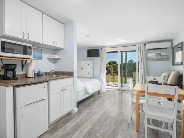 132 Shore Rd #7, North Truro, MA 02652