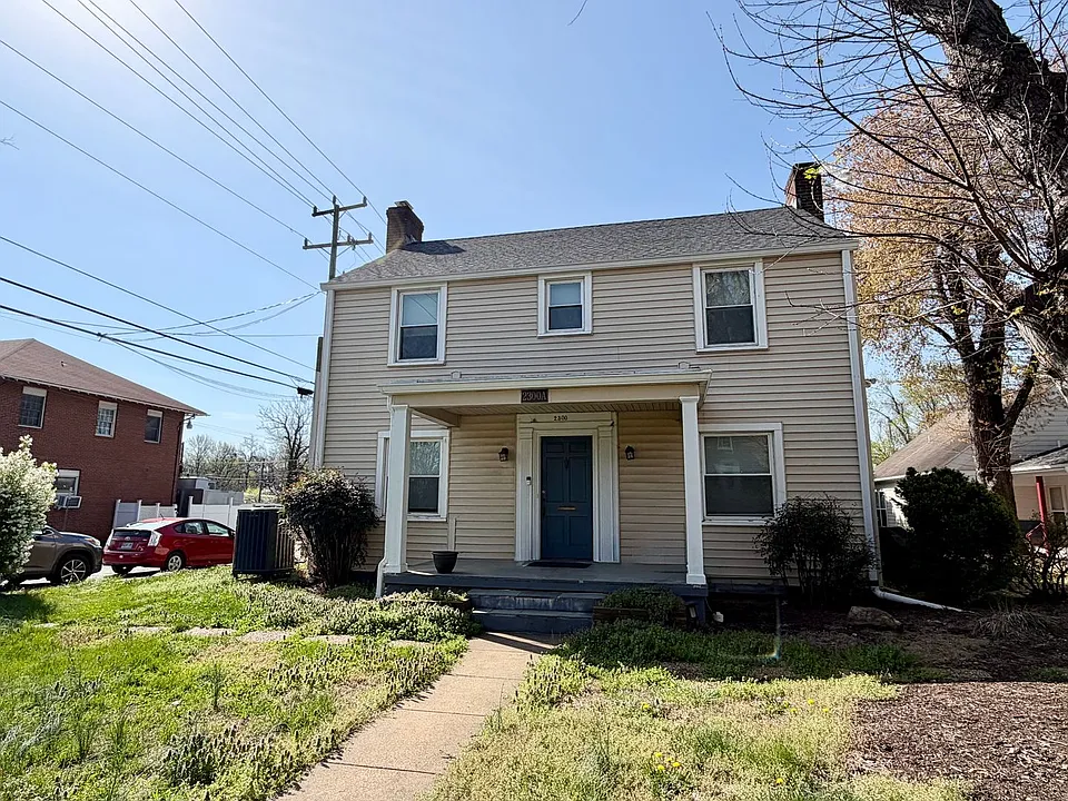 2300 Fontaine Ave