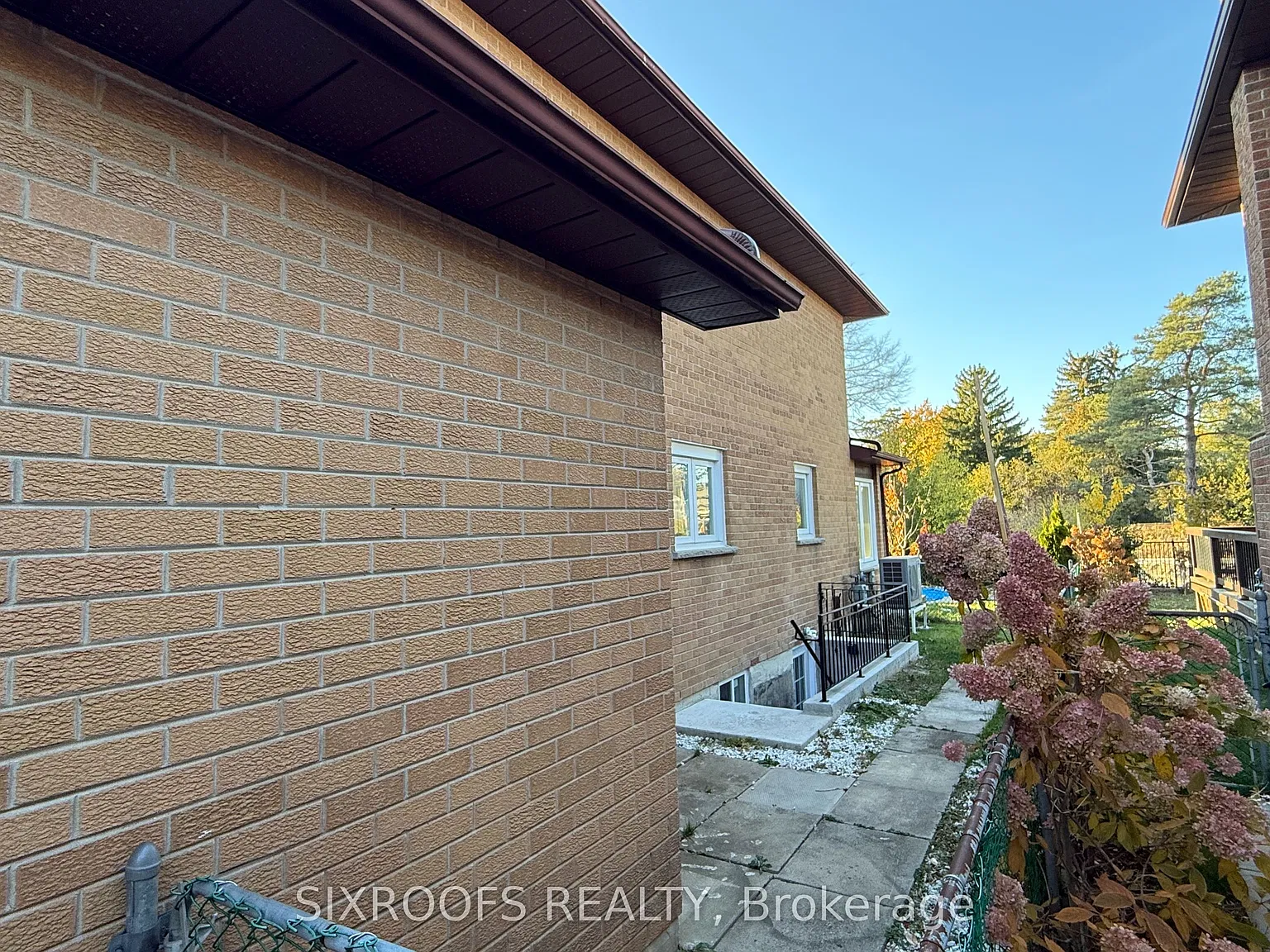 2 bed, $1,800 — Photo 3
