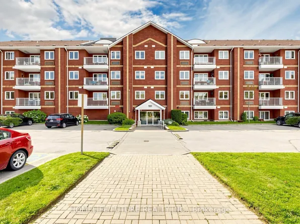 191 Lake Driveway W #208, Ajax, ON L1S 7H9