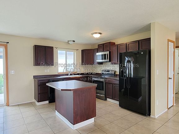 4th image of 6305 Thistledown Dr
