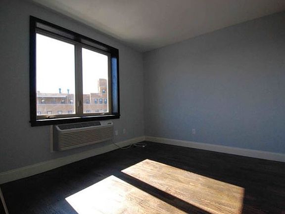 5th image of 2309 Astoria Blvd APT 2F