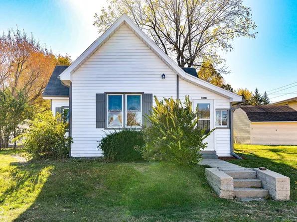 2009 S L St, Elwood, IN 46036