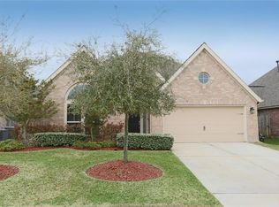2419 Lost Bridge Ln, Pearland, TX 77584