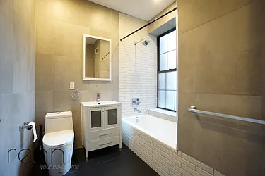 Rented by Rennit Inc.