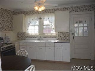 3rd image of 1806 17th St