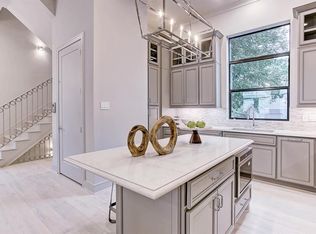 1840 Sul Ross St #C, Houston, TX 77098