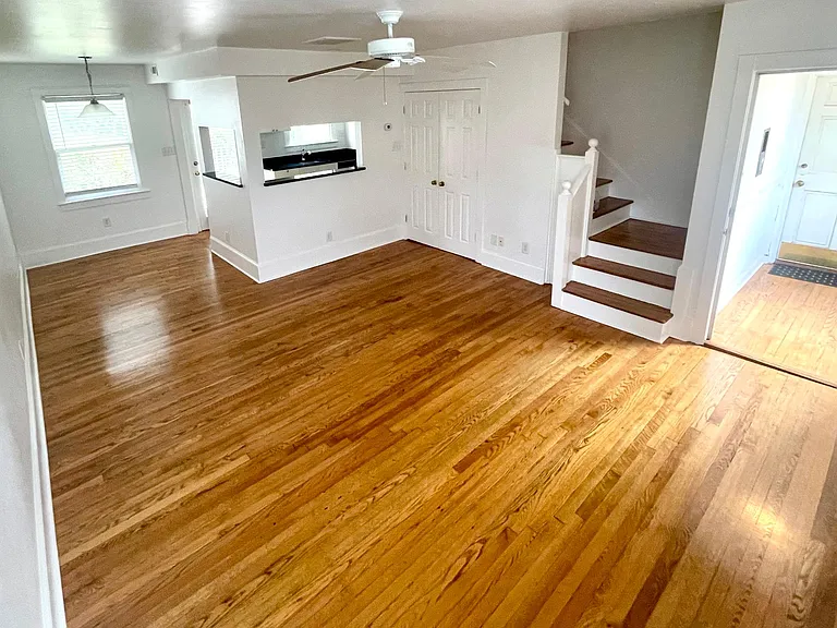 549 Wakefield Dr #A — Photo 2