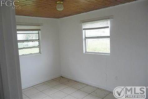 4th image of 3316 Jeffcott St
