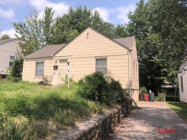 2nd image of 2512 Stewart Ave