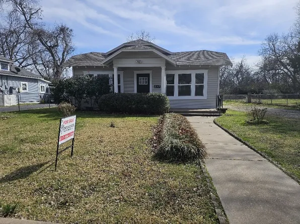 217 W Heard St, Cleburne, TX 76033