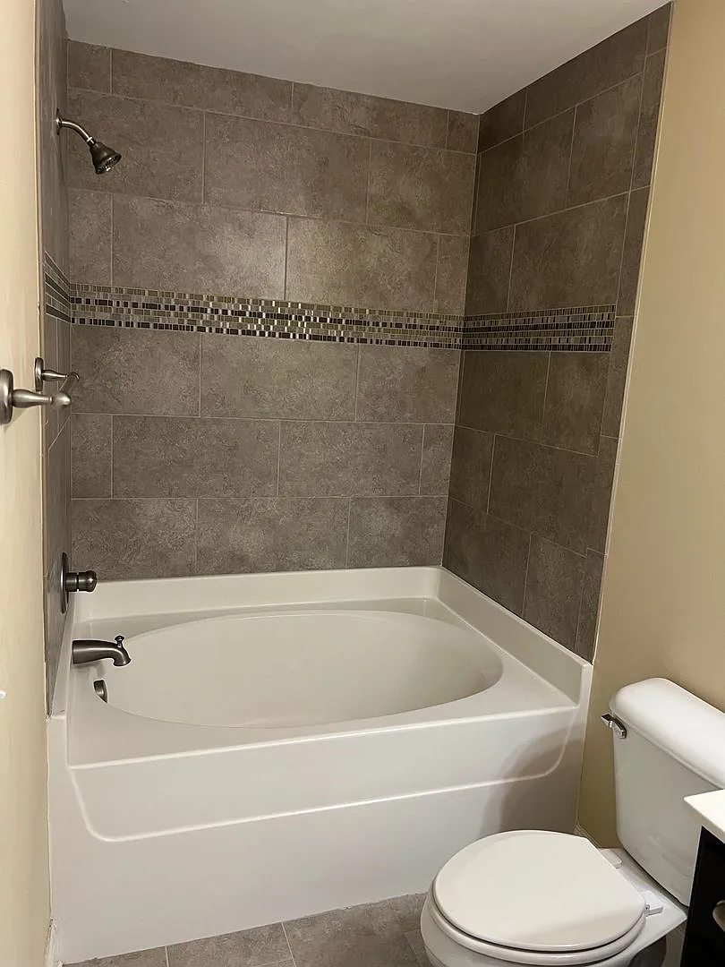 3 bedroom/2.5 Bathroom Sugar Valley Townhome — Photo 4