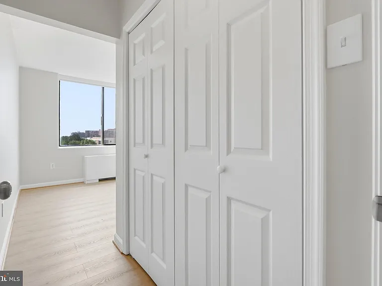 3705 S George Mason Dr #913S — Photo 21