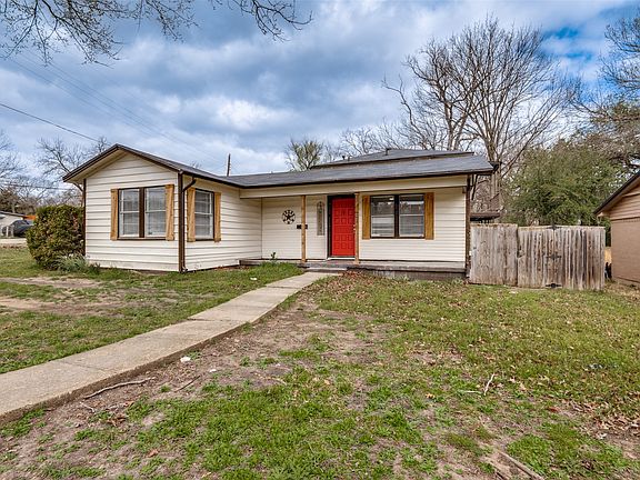 2nd image of 421 W 8th St