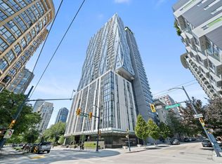 1111 Richards St #1903, Vancouver, BC V6B 0S3