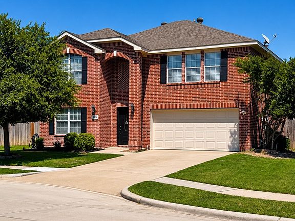 2nd image of 5820 Meadows Way