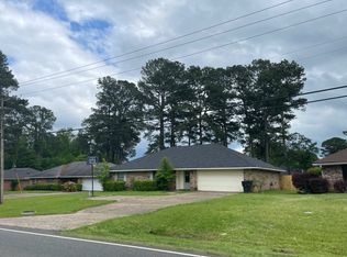 6143 Buncombe Rd, Shreveport, LA 71129