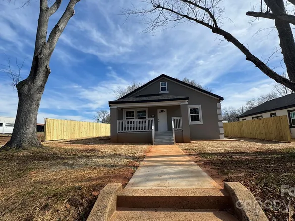 702 E Grover St, Shelby, NC 28150