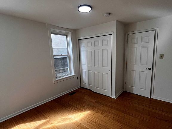 4th image of 845 N 26th St Unit 1R
