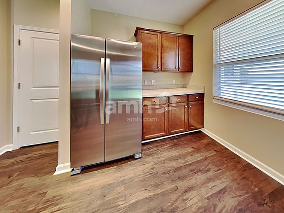 4th image of 109 Brookhaven Rd
