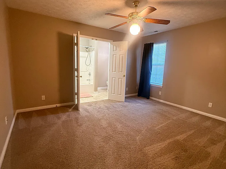 8120 Cedar Point Dr — Photo 5