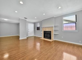 8937 Ivey Rd, Jacksonville, FL 32216