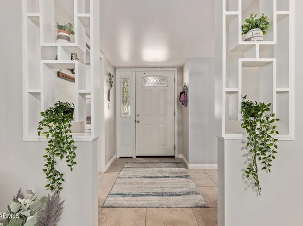 641 N 61ST Place, Mesa, AZ 85205