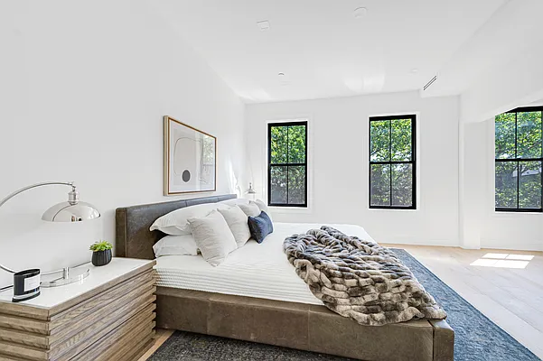 Sold by Owner | media 37