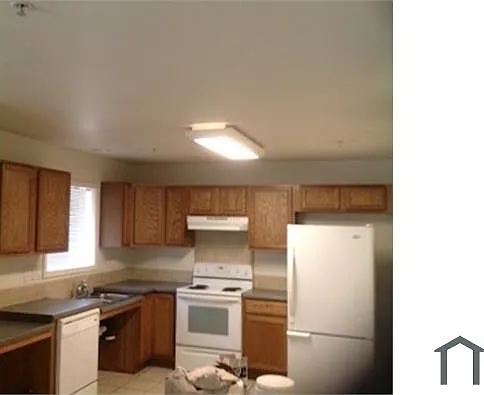 319 S Hazel Ct #2 — Photo 6