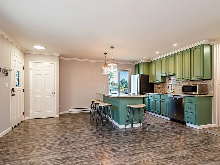 815 Balboa Ave #201 — Photo 4