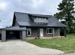 299 Tom Beasley Rd, Westmoreland, TN 37186