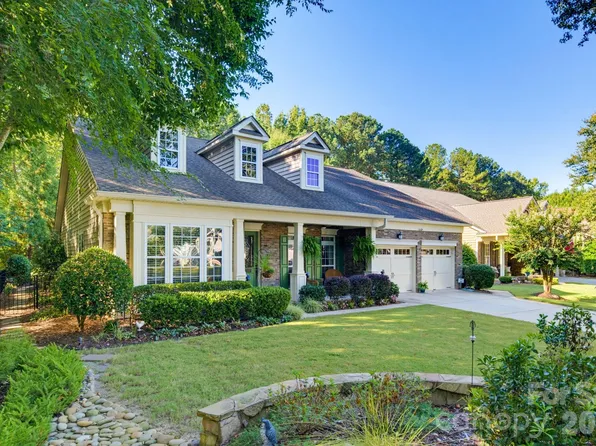 3307 Collaroy Rd, Waxhaw, NC 28173