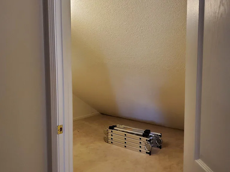 650 Huntridge Dr — Photo 10