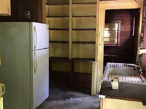 2nd image of 32823 SE 310th St