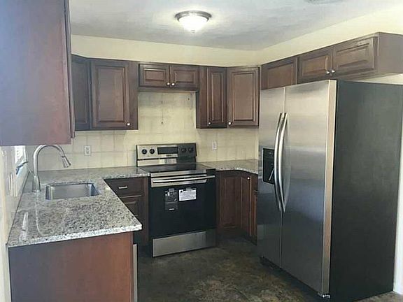 2nd image of 88 Sunflower Cir