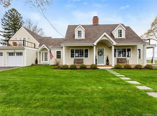 12 Laurel St, Stratford, CT 06615