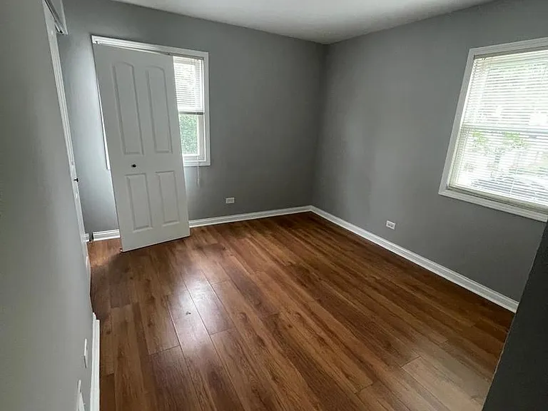 195 Thomas Ct #D — Photo 8